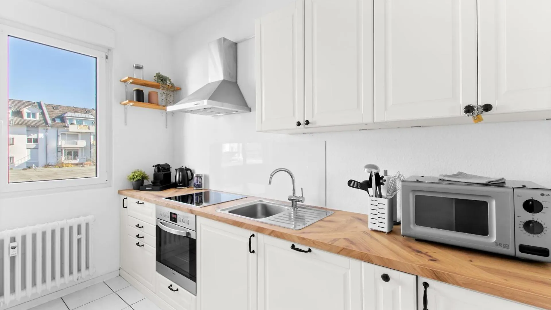 - NEU - Große&gemütliche 3 Zimmer Wohnung Neu-Isenburg 0*,